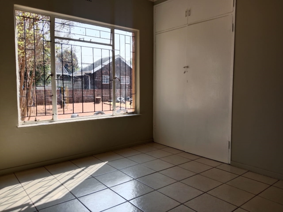 To Let 5 Bedroom Property for Rent in Kuruman Northern Cape